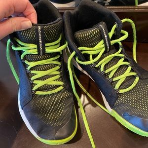 Under Armour sneakers, size 6